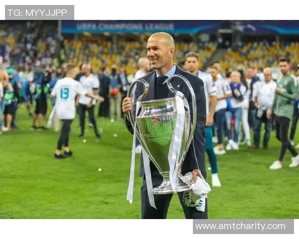 齐达内的儿子们颜值爆表继承了父亲的优雅与魅力